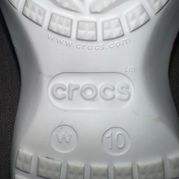 EUC Women's Size 10 Crocs Iconic Comfort Platform Floral Classic Sandals - Picture 5 of 7